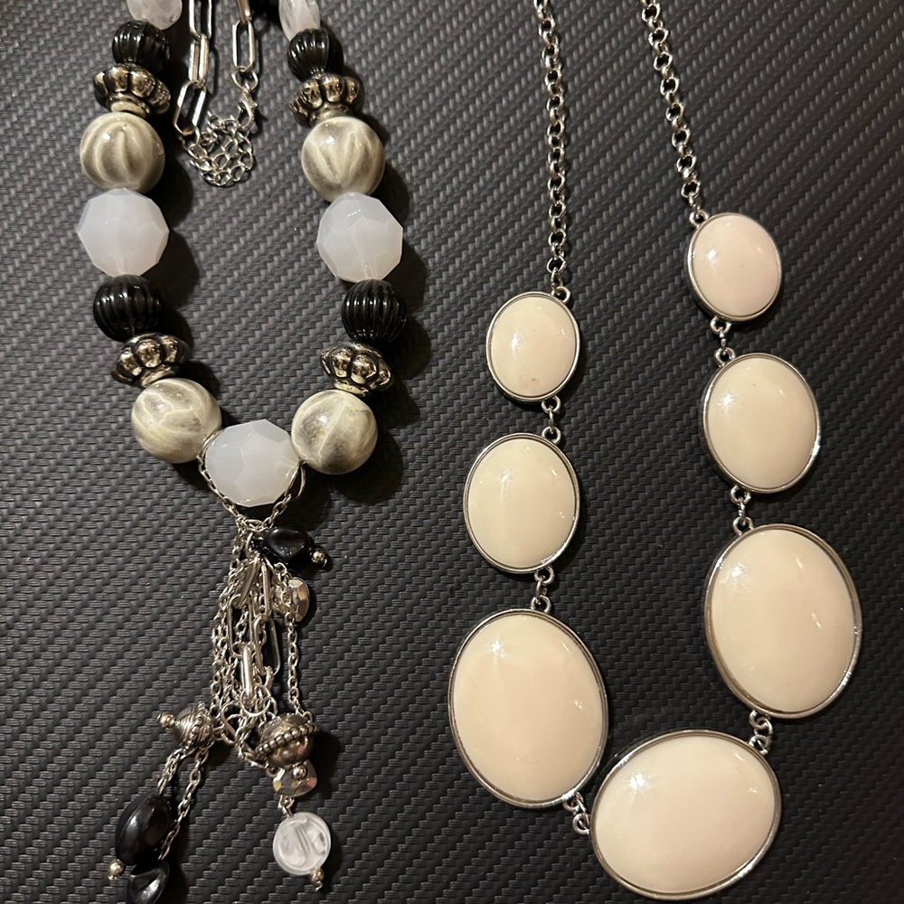 🖤 BOGO FREE 🖤 2 statement necklaces silver tone